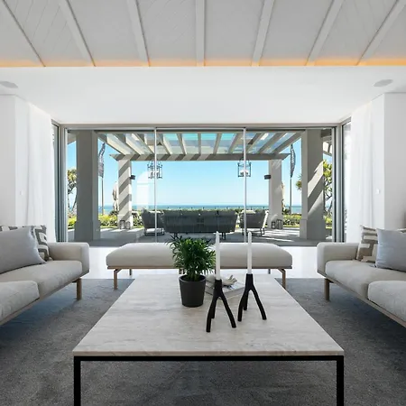 Aguila Panoramic Paradise Exclusive